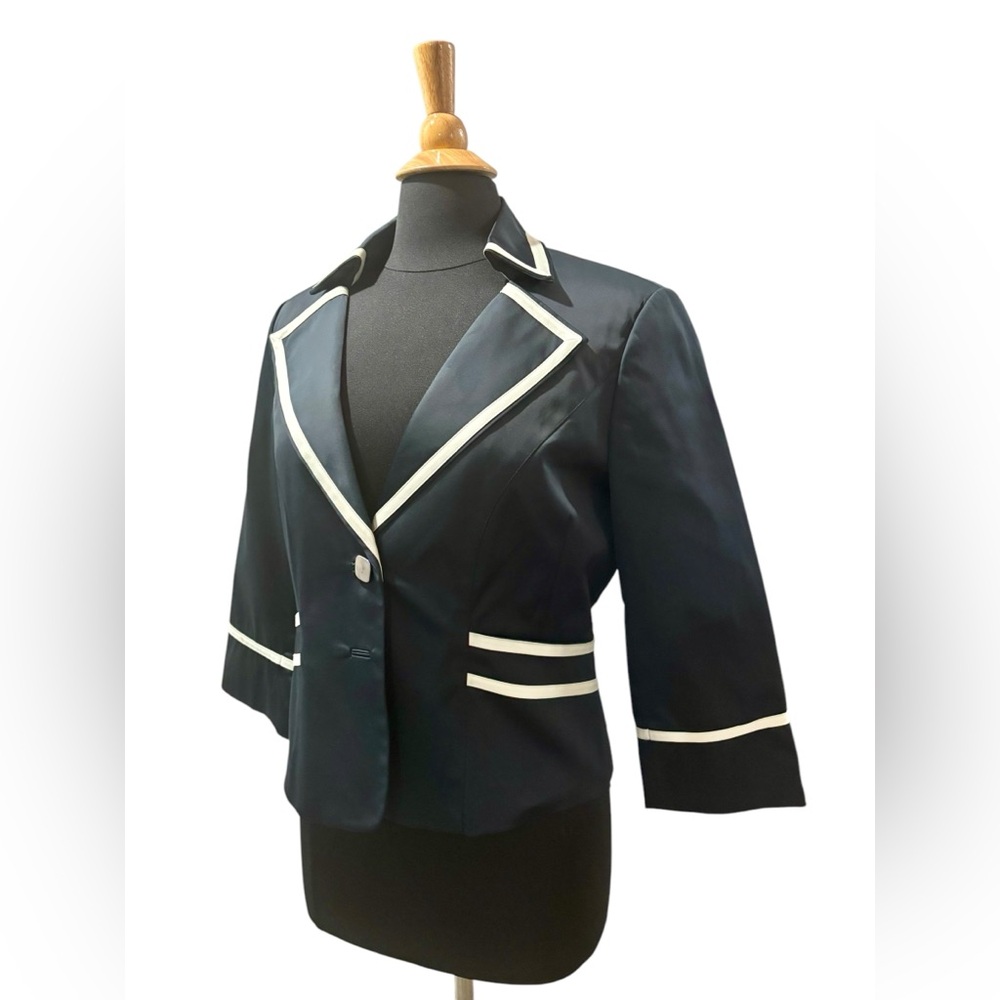 Sharagano’s Women’s Navy Blue Blazer w/ White Trim-size 12 - Picture 6 of 11
